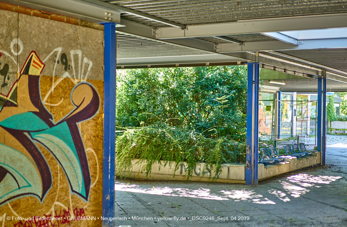 04.09.2019 - Einkaufs- und Wohnzentrum Quiddestraße in Neuperlach